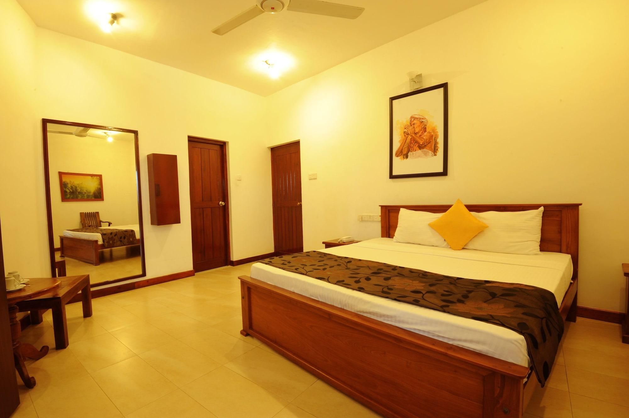Hotel See Канди Екстериор снимка