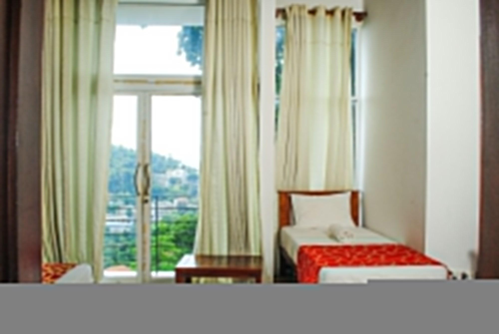 Hotel See Канди Екстериор снимка